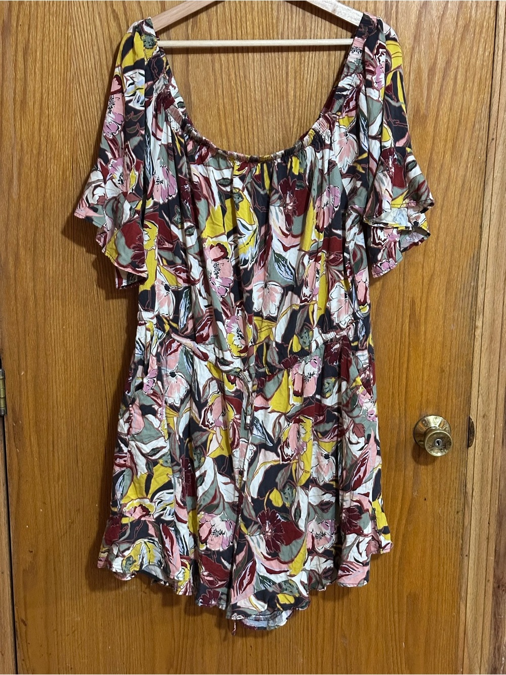 torrid Floral Off-Shoulder romper Yellow & Burgundy Sz 2